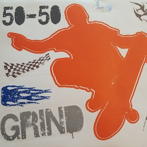 NEW RoomMates Skateboard Self-Adhesive Wall Decals - Picture 2 of 15